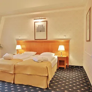 https://hotel-belvedere.marianskelaznehotels.net
